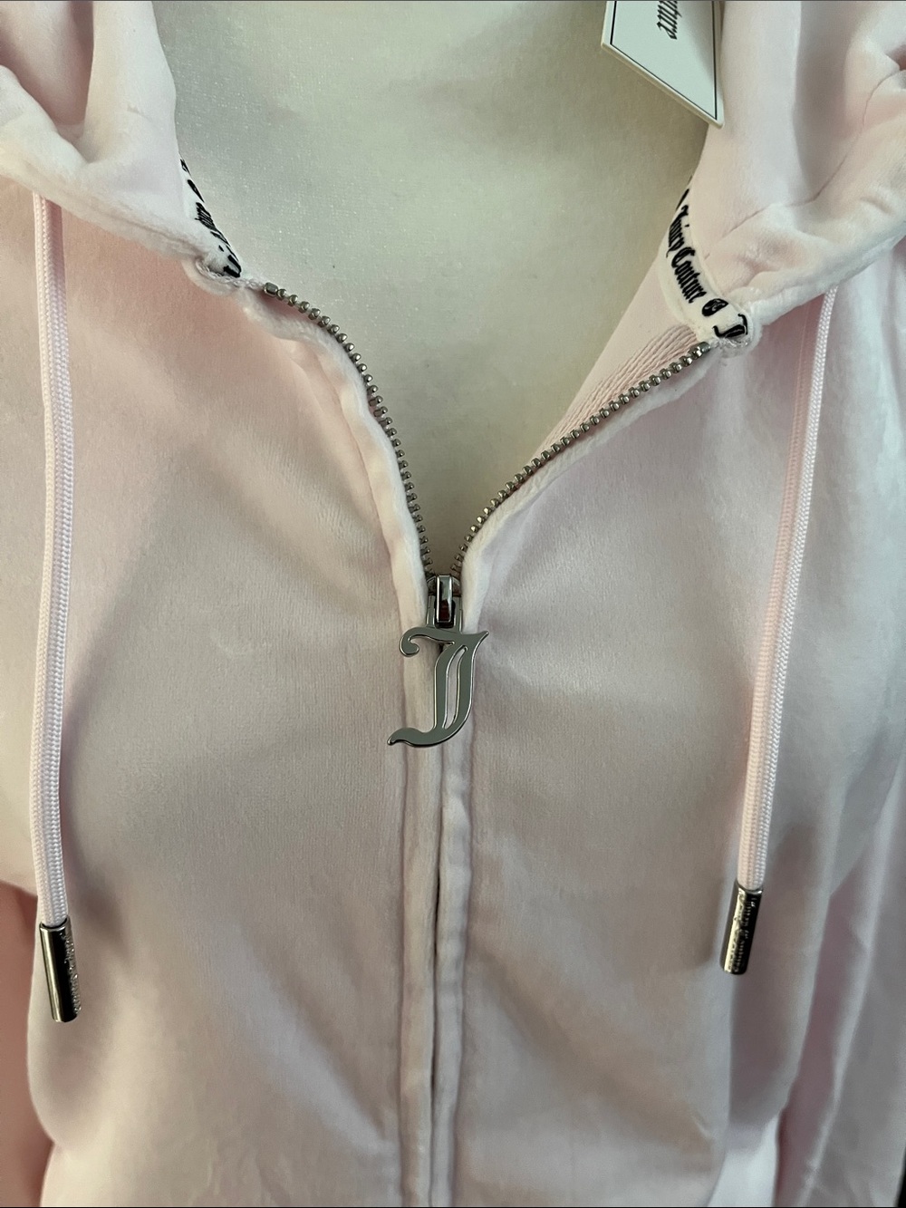 NWT Juicy Couture Pale Pink Zip Hoodie with Drawstrings - Picture 2 of 9